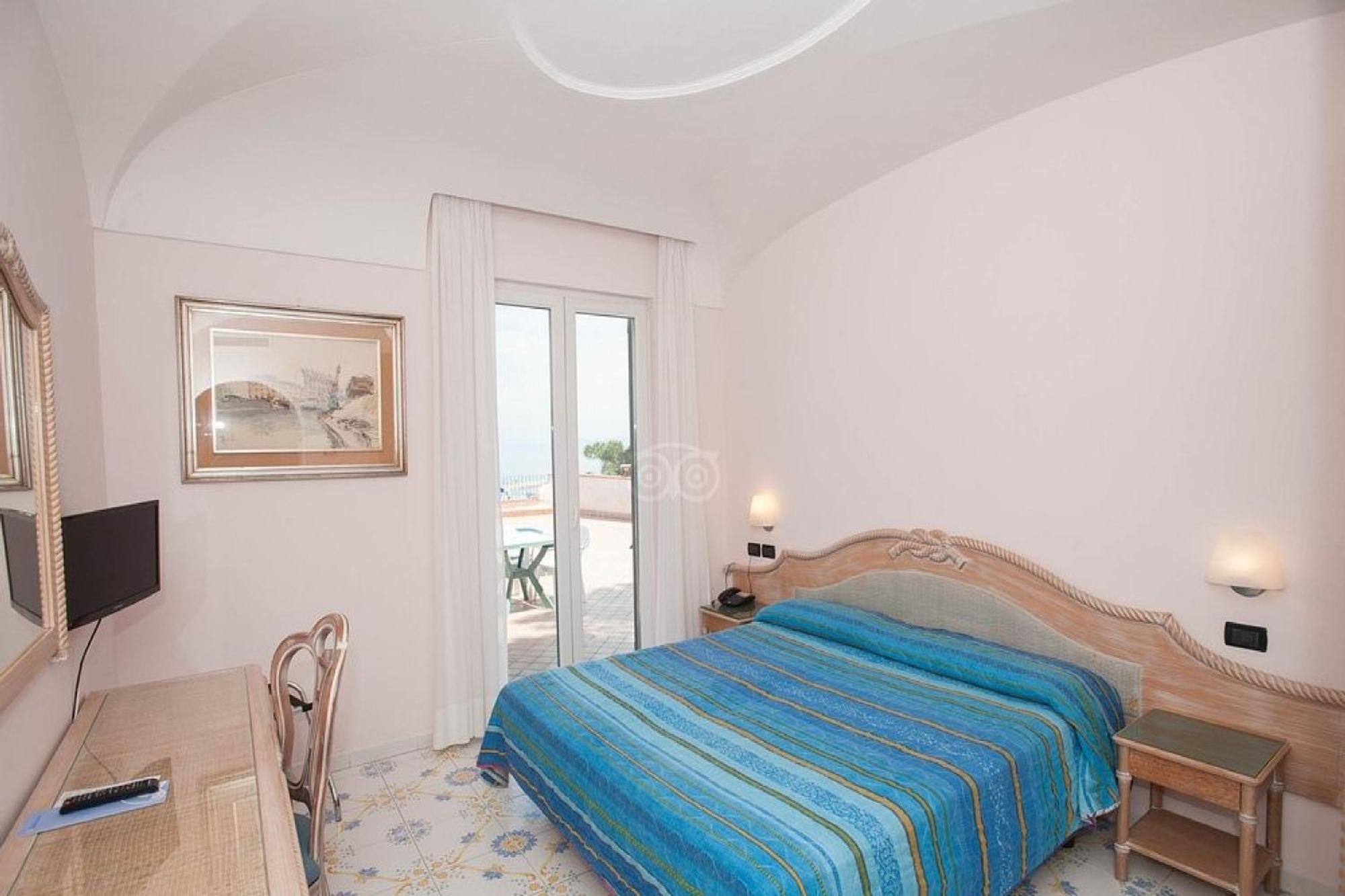 Double or Twin Room Partial Sea View